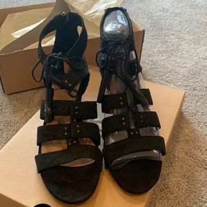 NWT - UGG Yasmin Black Leather Snake Print Sandal